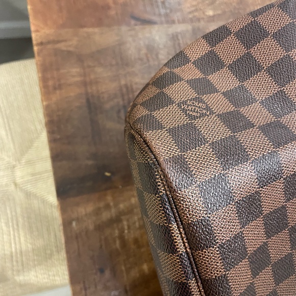 Louis Vuitton Neverfull Damier Ebene MM - Picture 12 of 16